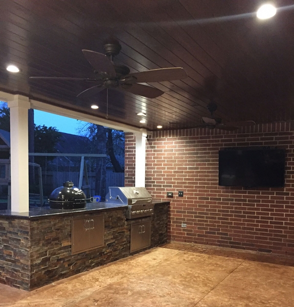 outdoor-kitchen-in-the-dark