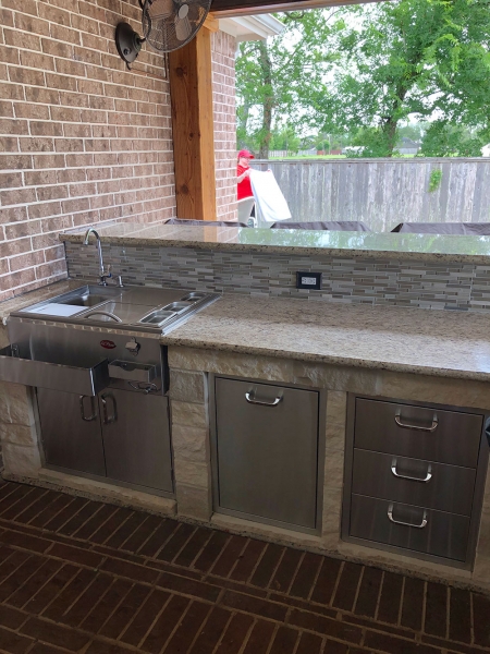 tx-outdoor-kitchen-sink
